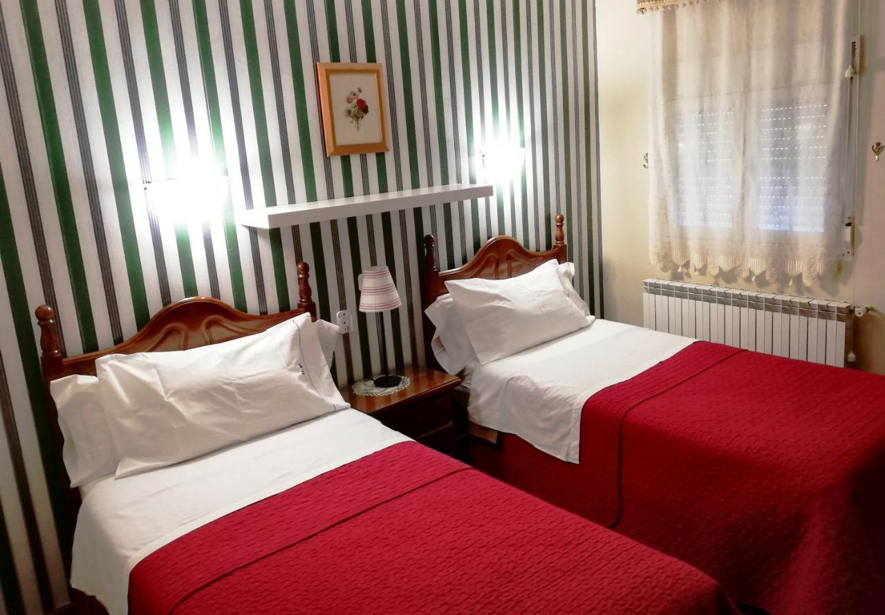 Hostal Martin - Sanabria Ribadelago Екстериор снимка