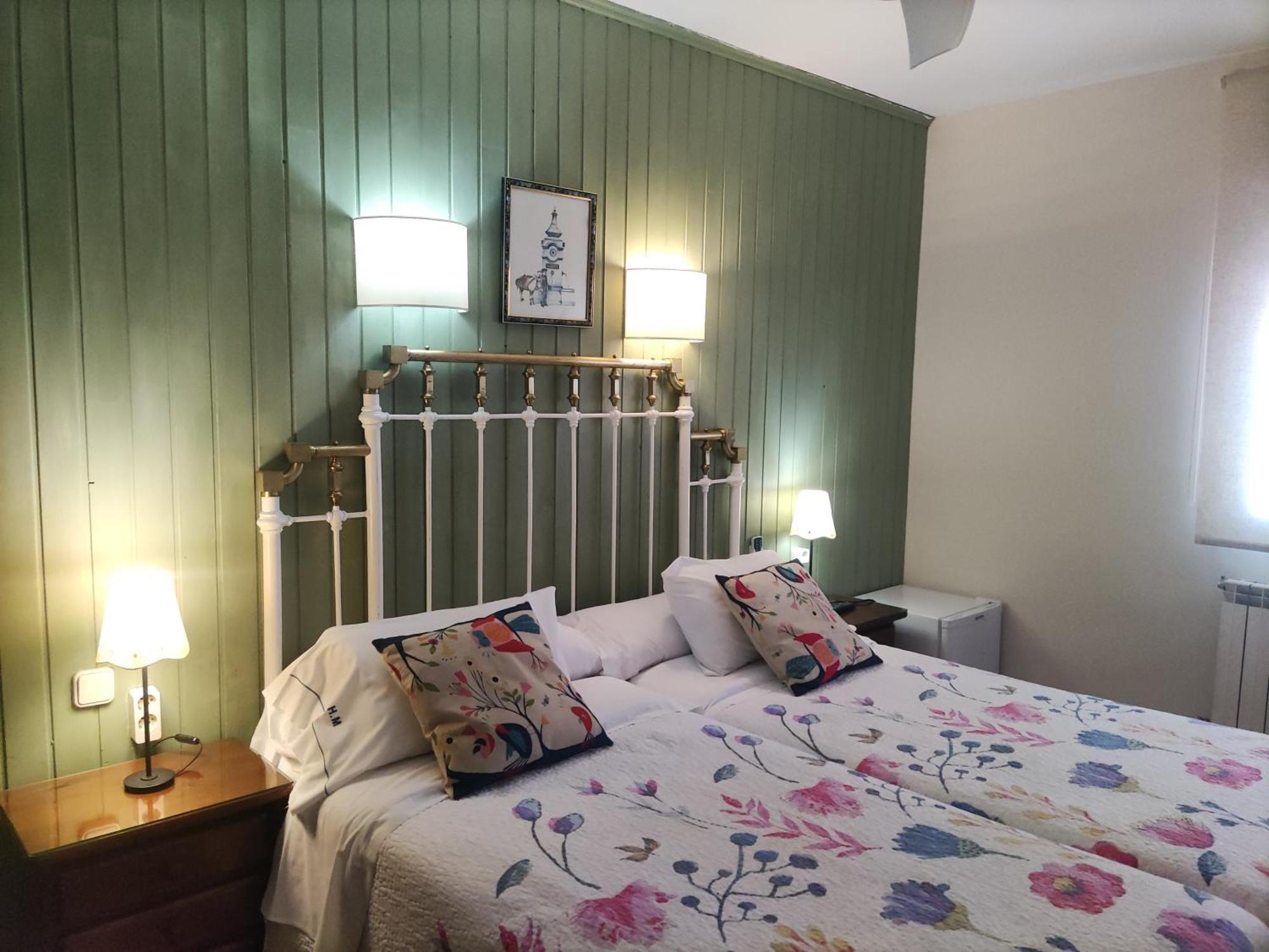 Hostal Martin - Sanabria Ribadelago Екстериор снимка