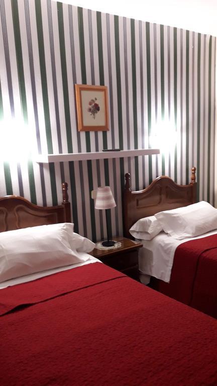 Hostal Martin - Sanabria Ribadelago Екстериор снимка