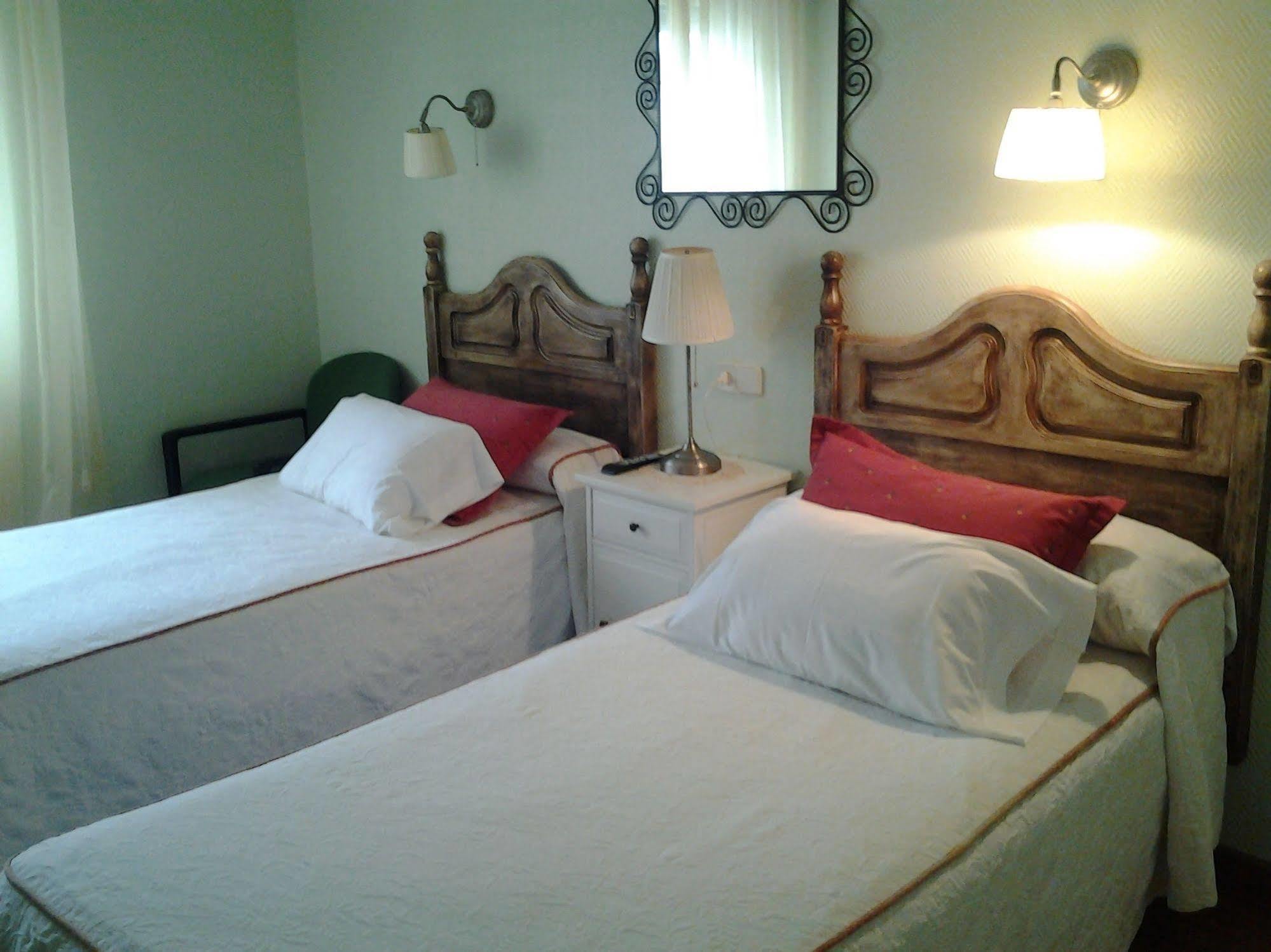 Hostal Martin - Sanabria Ribadelago Екстериор снимка